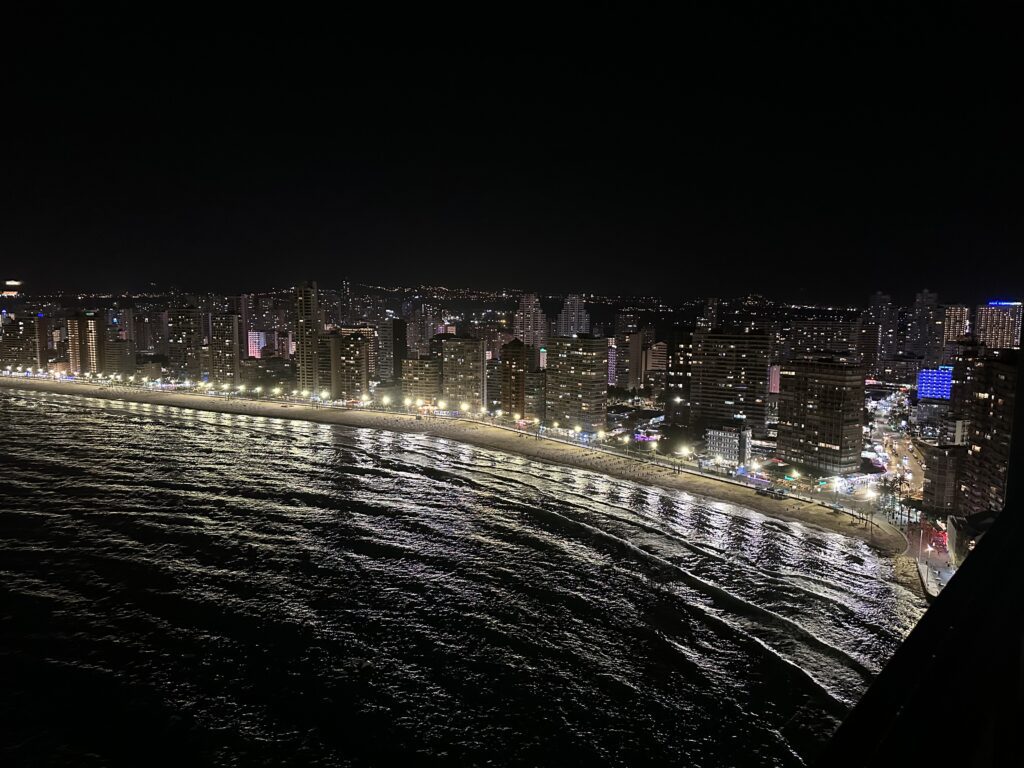 Benidorm v noci